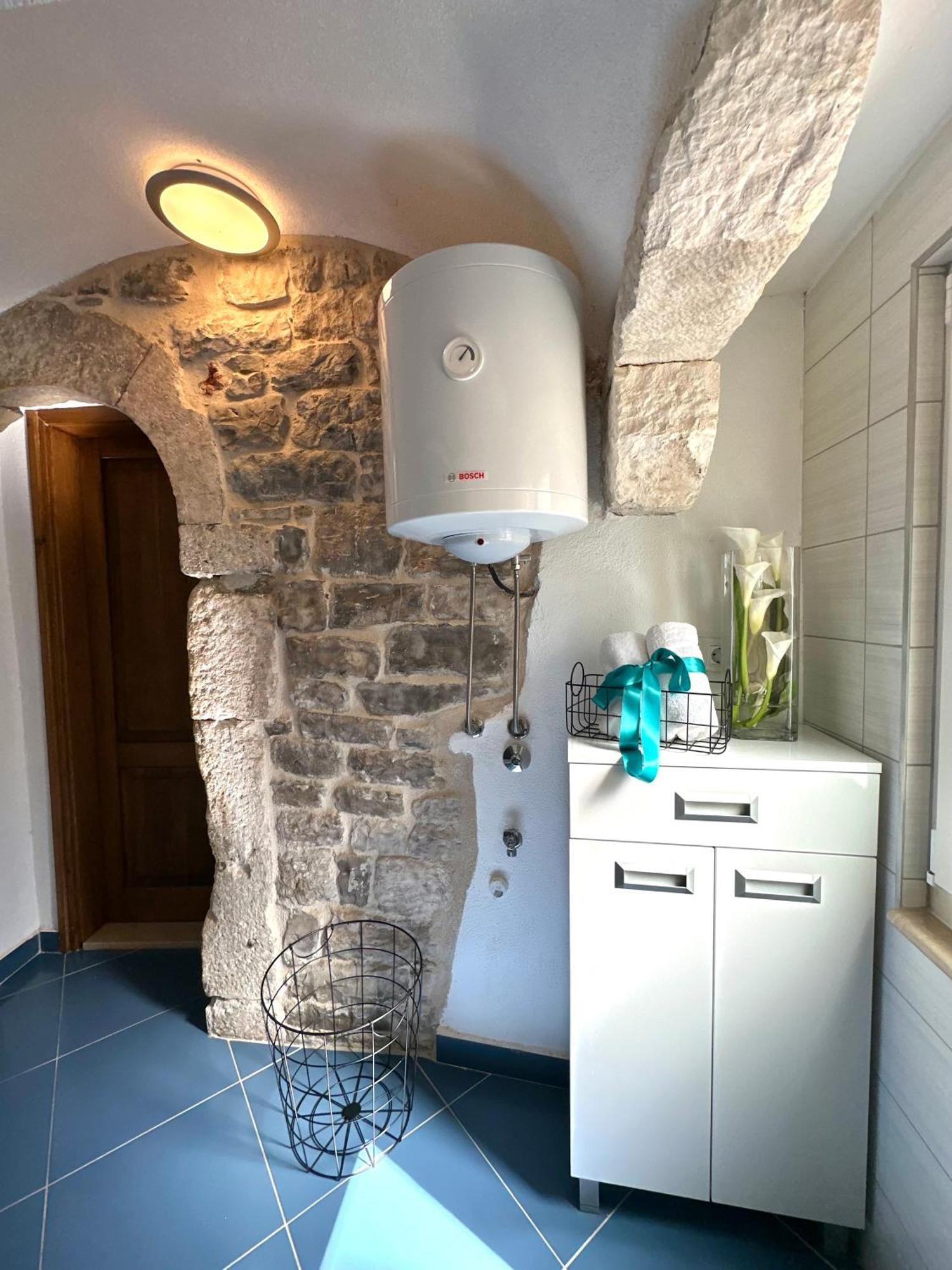 Diocletian Wine Studio Apartment II 斯普利特 外观 照片